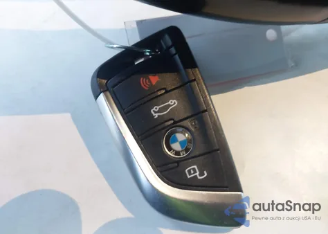 2021 BMW X4 xDrive30I z USA, uszkodzony, nr VIN 5UX2V1C03M9H89632